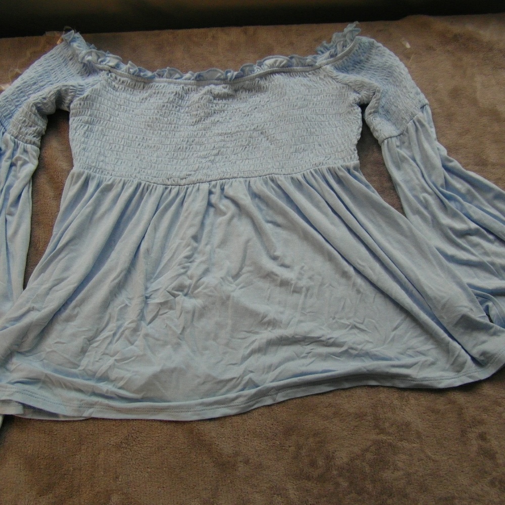 NWT Boho off the shoulder top